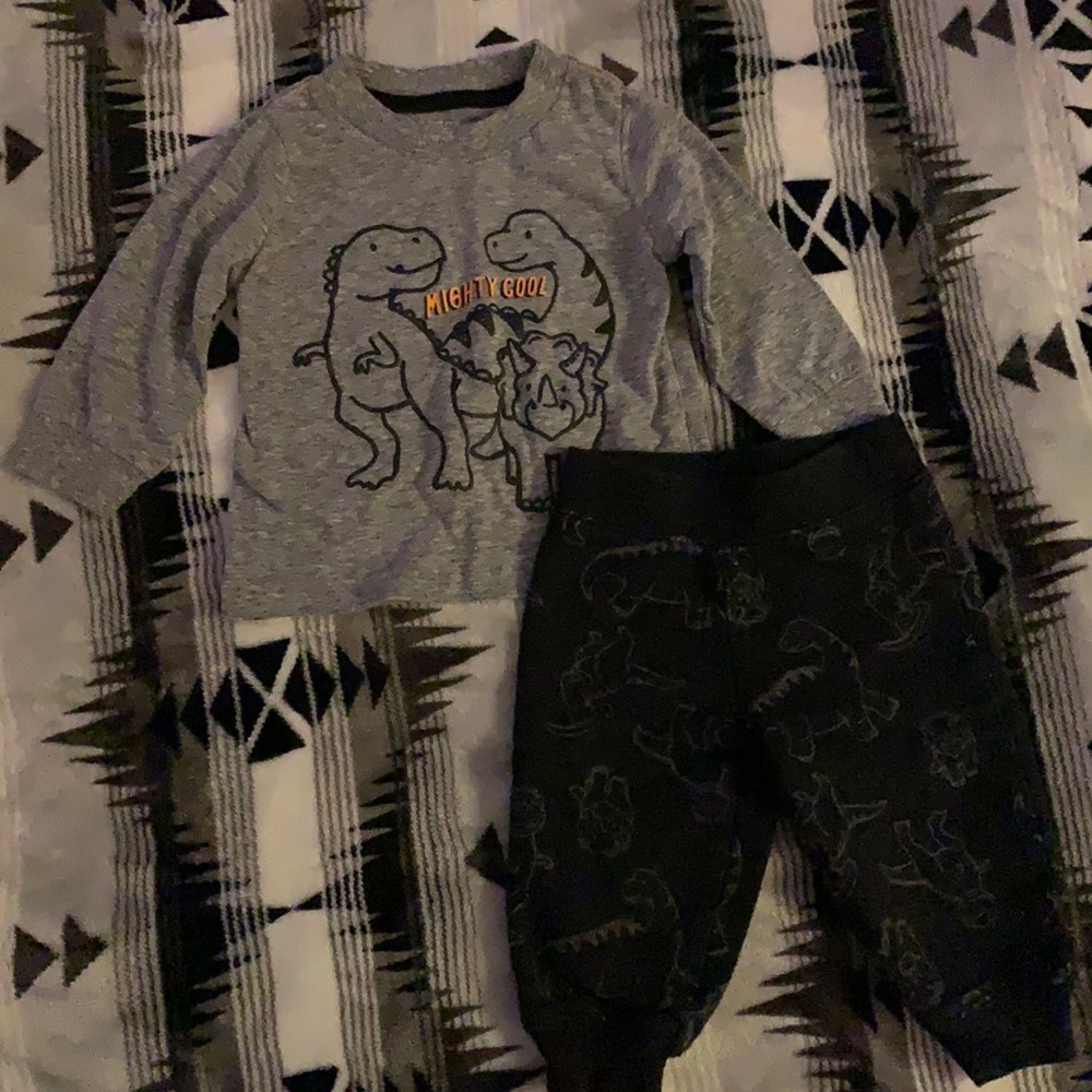 Carter’s just one you baby boys Dino set